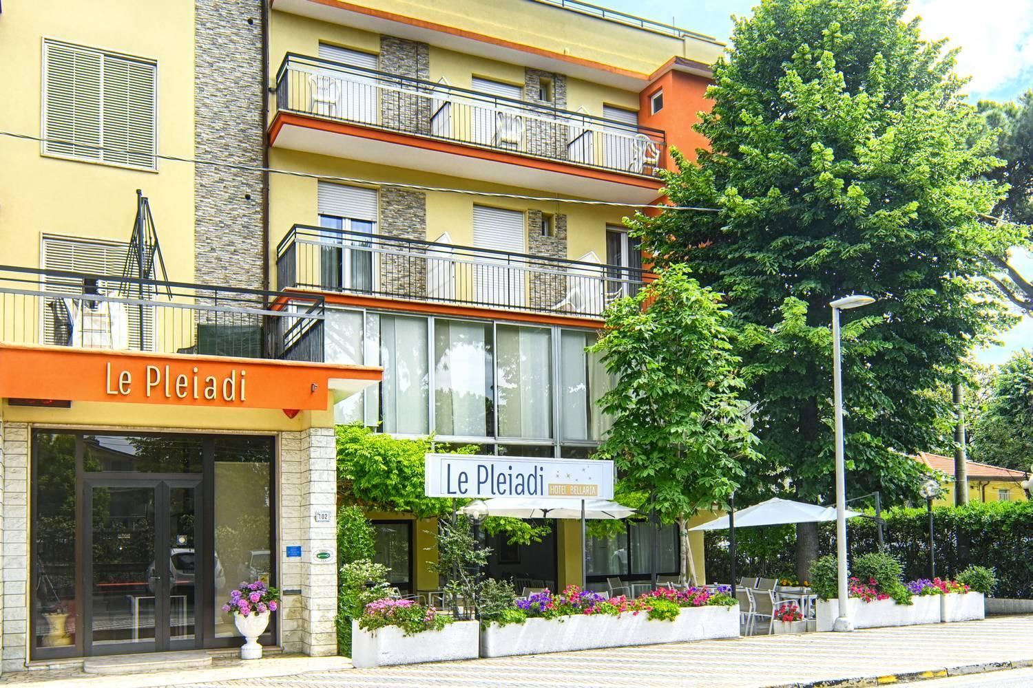 Hotel Le Pleiadi 贝拉里亚-伊贾马里纳 外观 照片