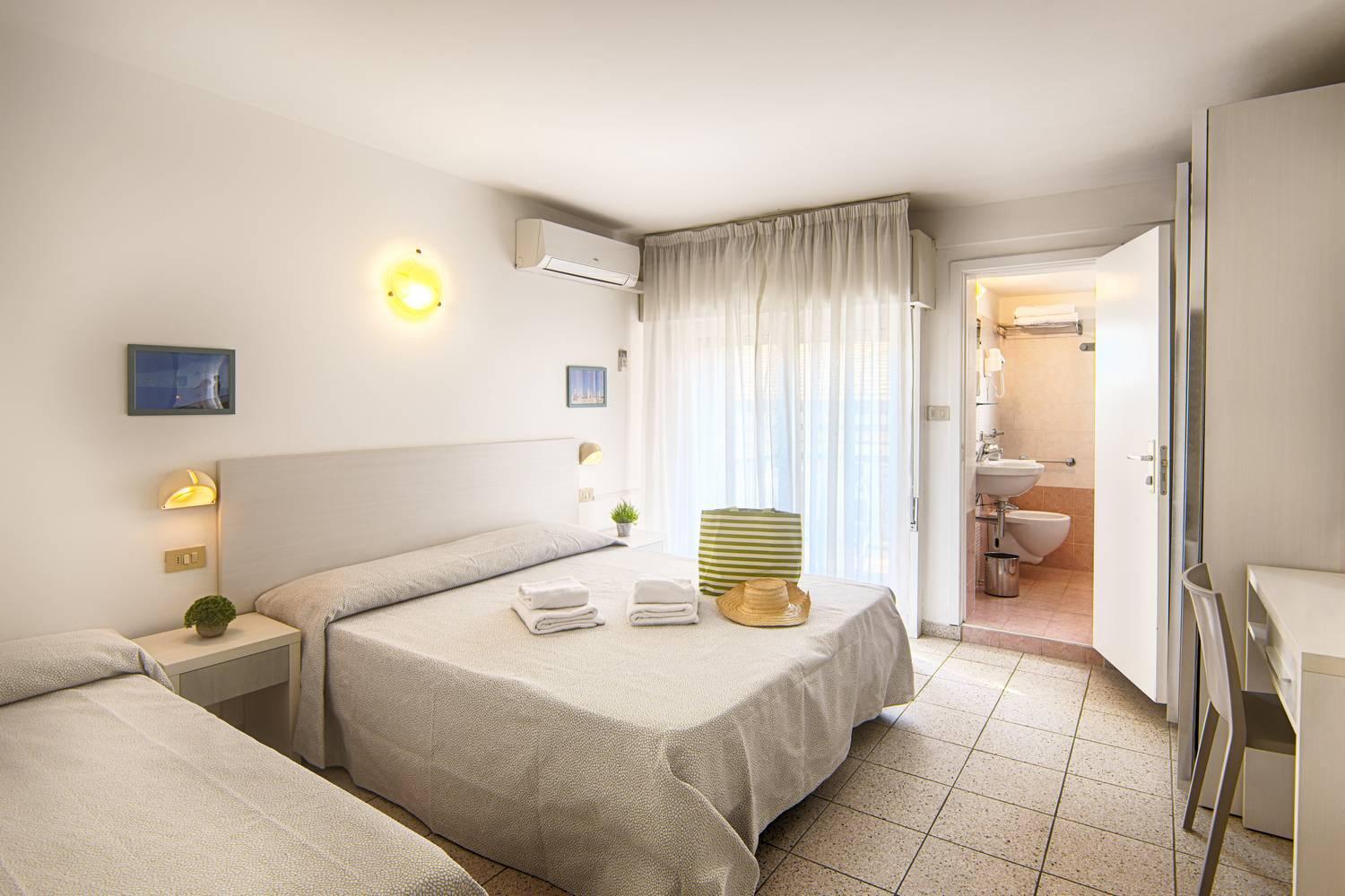 Hotel Le Pleiadi 贝拉里亚-伊贾马里纳 外观 照片