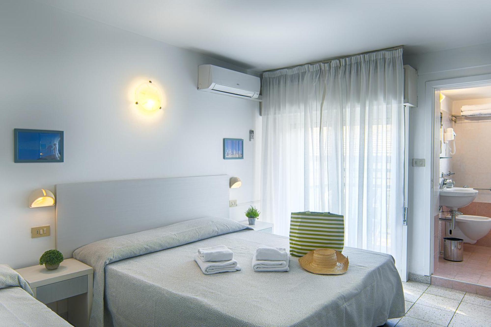 Hotel Le Pleiadi 贝拉里亚-伊贾马里纳 外观 照片